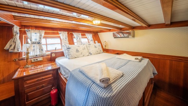 Goleta Admiral