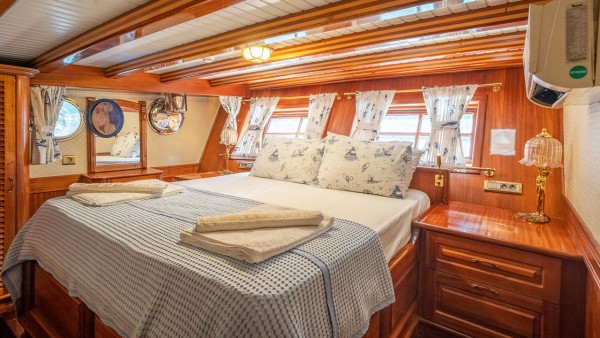 Goleta Admiral