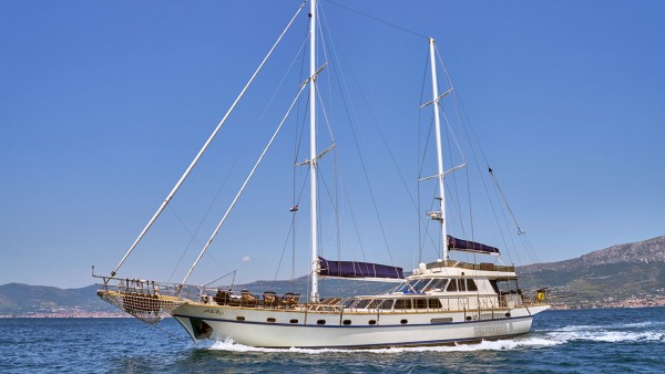 Goleta Alba