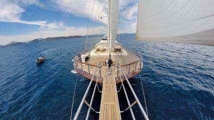 Yate de vela Alessandro