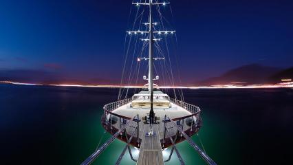 Yate de vela Alessandro