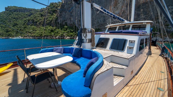 Goleta Altair 2