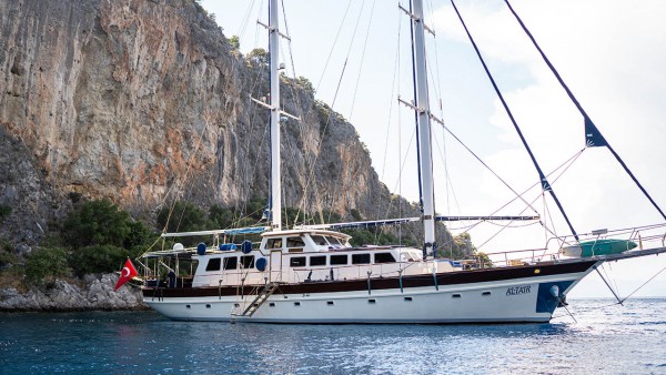Goleta Altair 2