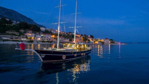 Goleta Altair