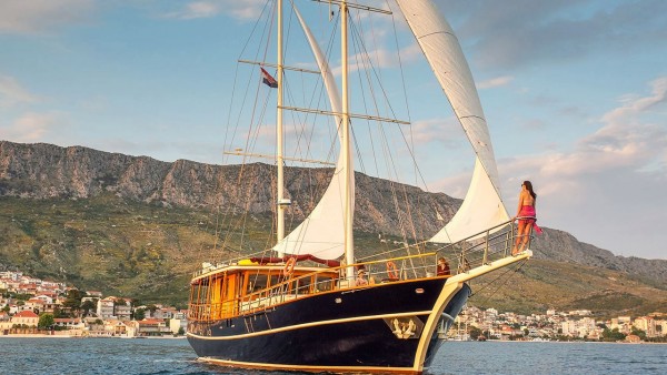 Goleta Altair