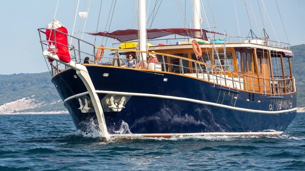 Goleta Altair