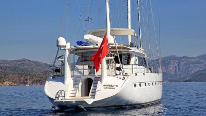Yate de vela Angelo 2