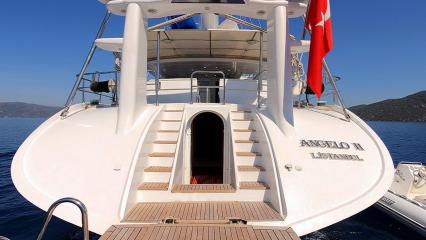 Yate de vela Angelo 2