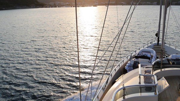 Yate de vela Aresteas