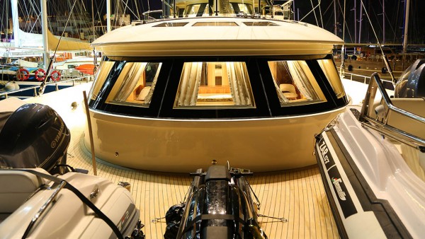 Yate de vela Aresteas