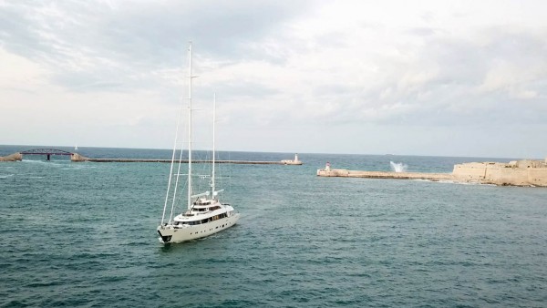 Yate de vela Aresteas