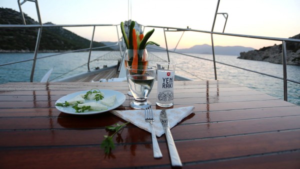 Goleta Beyaz Gul A