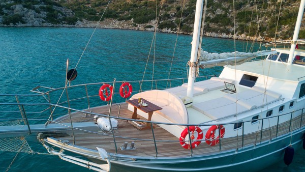 Goleta Beyaz Gul A