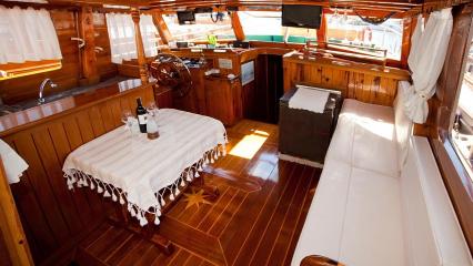Goleta Bolero 1
