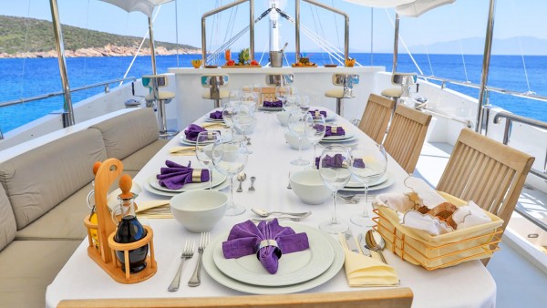 Yate de vela Canaria