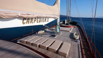 Goleta Carpe Diem 5
