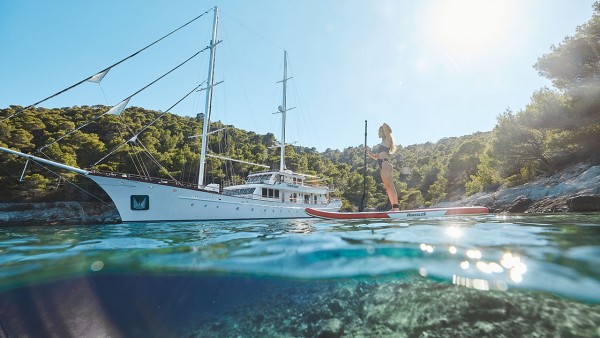 Yate de vela Corsario