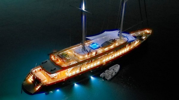 Yate de vela Dalmatino