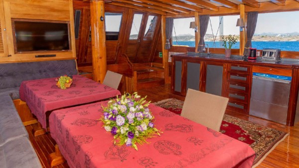 Goleta Deniz Kizi A