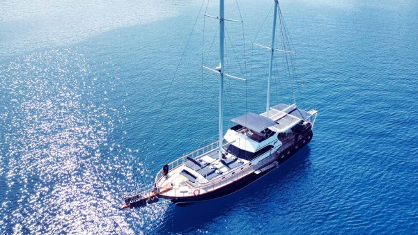 Goleta Deryam Deluxe