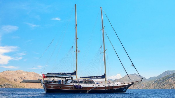Goleta Diva Deniz