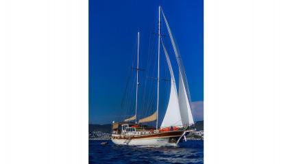 Goleta Ece Arina
