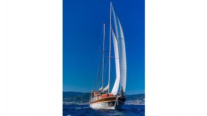 Goleta Ece Arina