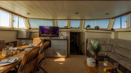 Goleta Ece Arina