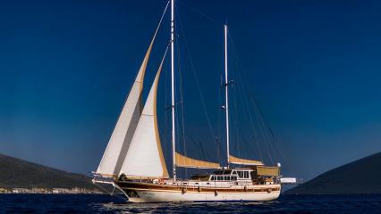 Goleta Ece Arina