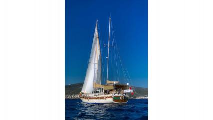 Goleta Ece Arina