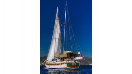 Goleta Ece Arina