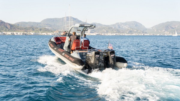 Yate de vela Emanuel
