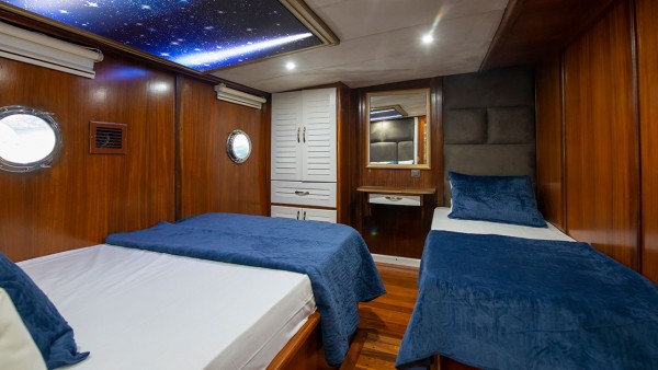 Goleta Grand Acar