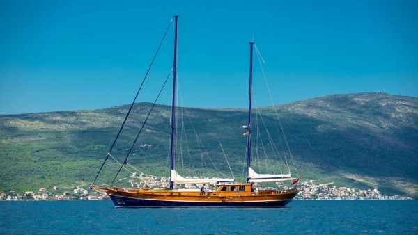 Goleta Kaptan Sevket