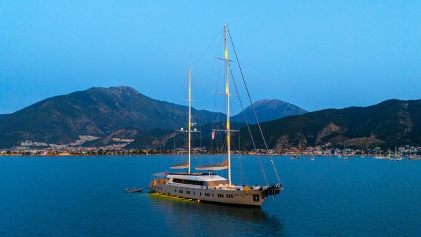 Yate de vela King of the Sea