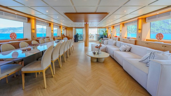 Yate de vela King of the Sea