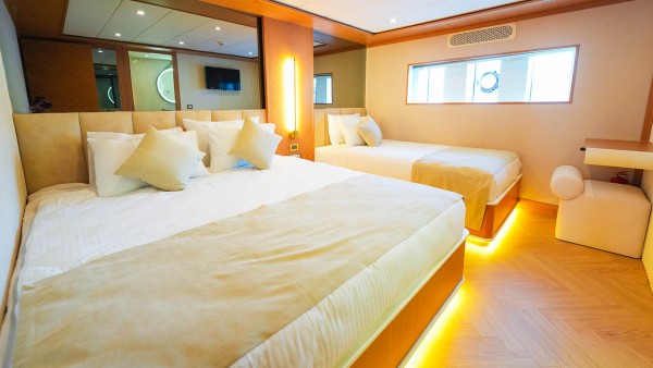 Yate de vela King of the Sea