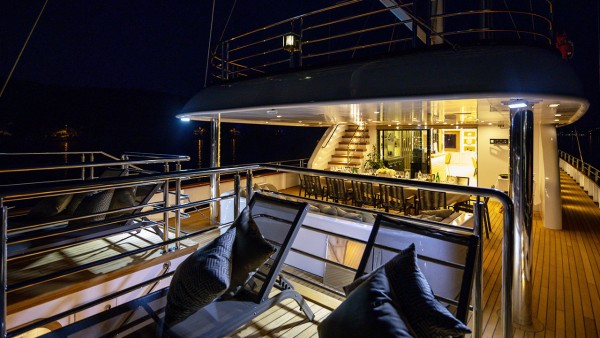 Yate de vela Love Story