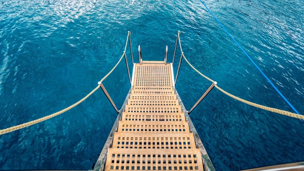 Yate de vela Luja
