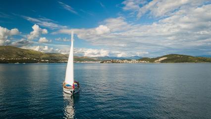 Yate de vela Luopan