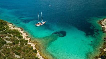 Yate de vela Luopan