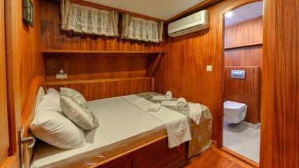 Goleta Lycian Pearl