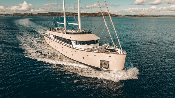 Yate de vela Maxita
