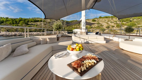 Yate de vela Maxita