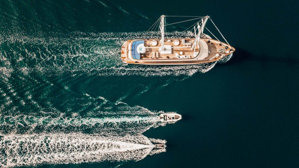 Yate de vela Maxita