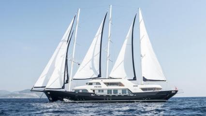 Yate de vela Meira