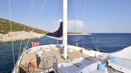 Yate de vela Meira