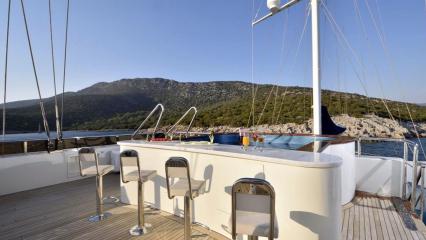 Yate de vela Meira