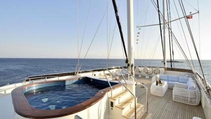 Yate de vela Meira