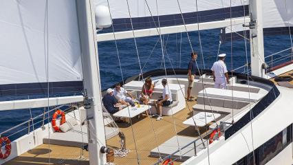 Yate de vela Navilux